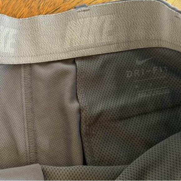 Nike Golf Chino Shorts Mens grey 36 - Picture 2 of 5